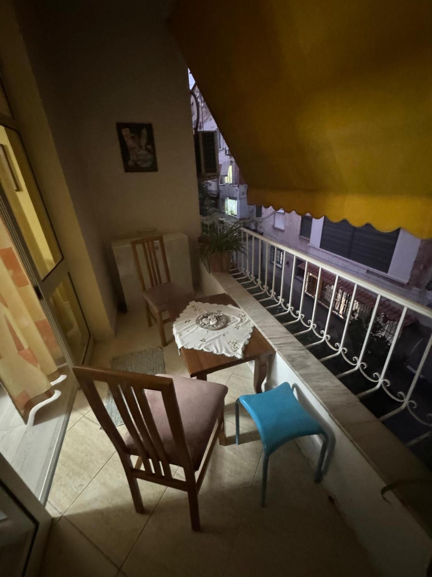 Center Of Tirana Apartment Luaran gambar