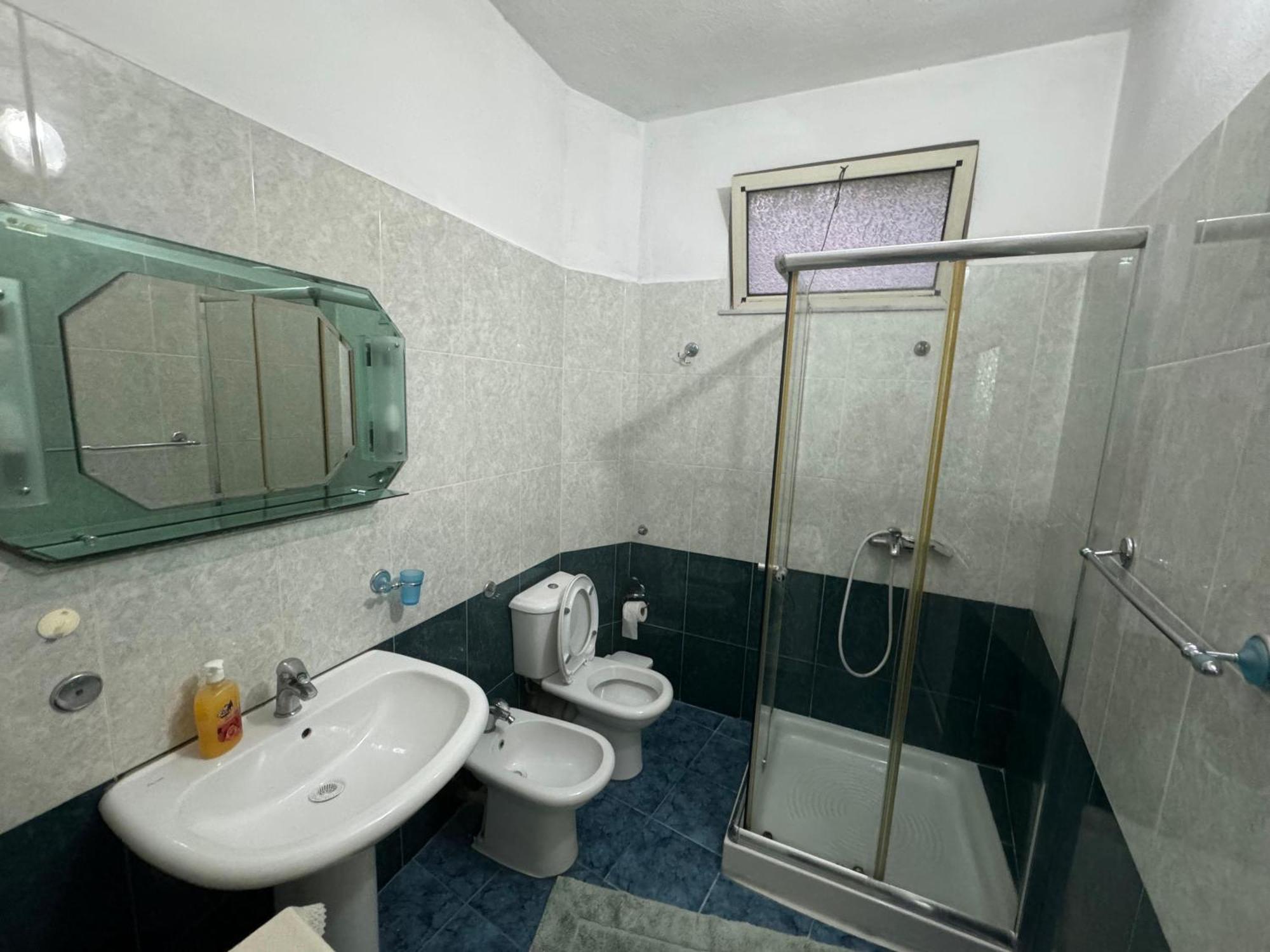 Center Of Tirana Apartment Luaran gambar